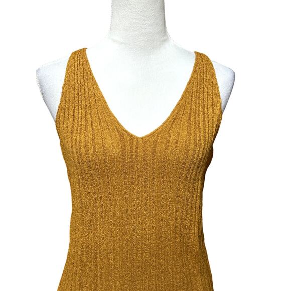 Jessica Simpson Edith Racerback Tank Top Sweater Sleeveless V Neck Brown W M NWT - Picture 3 of 10